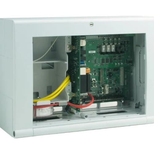 Honeywell Esser 808003 FACP IQ8Control C Yangın Alarm Paneli – Adresli, Loop Destekli Kontrol Paneli - Honeywell Türkiye